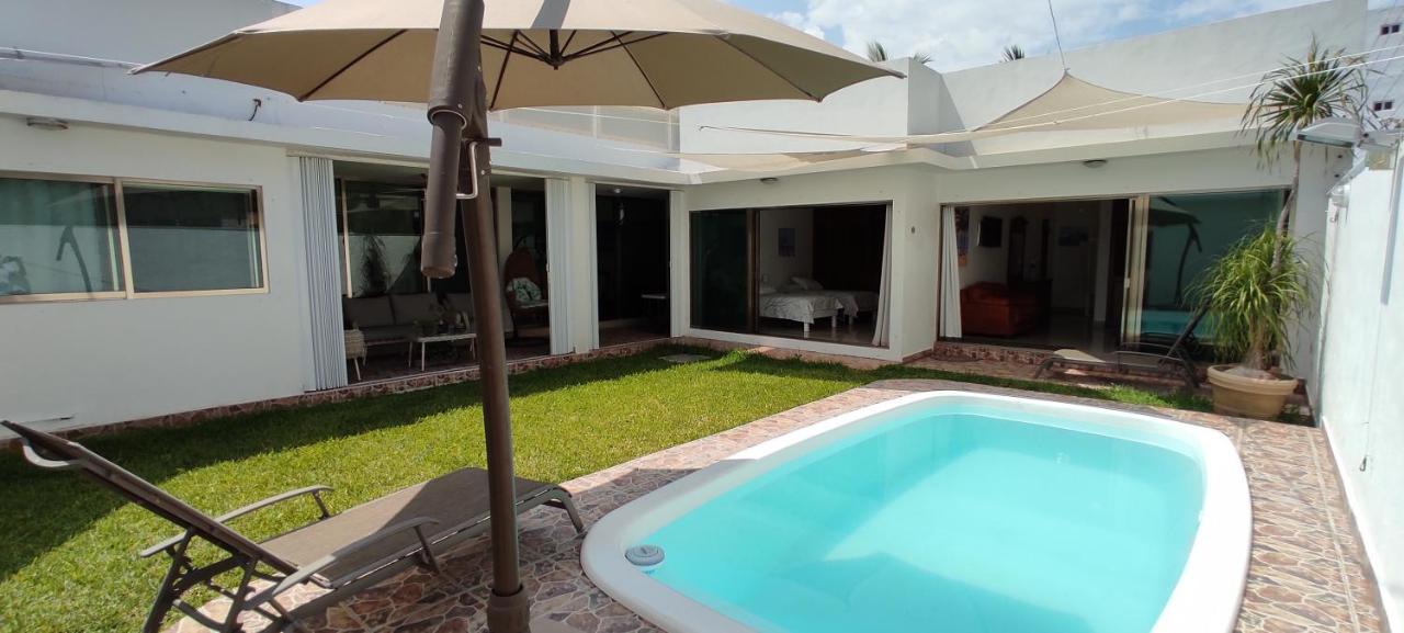 Casa Abril Cozzy Suites Cancún Esterno foto