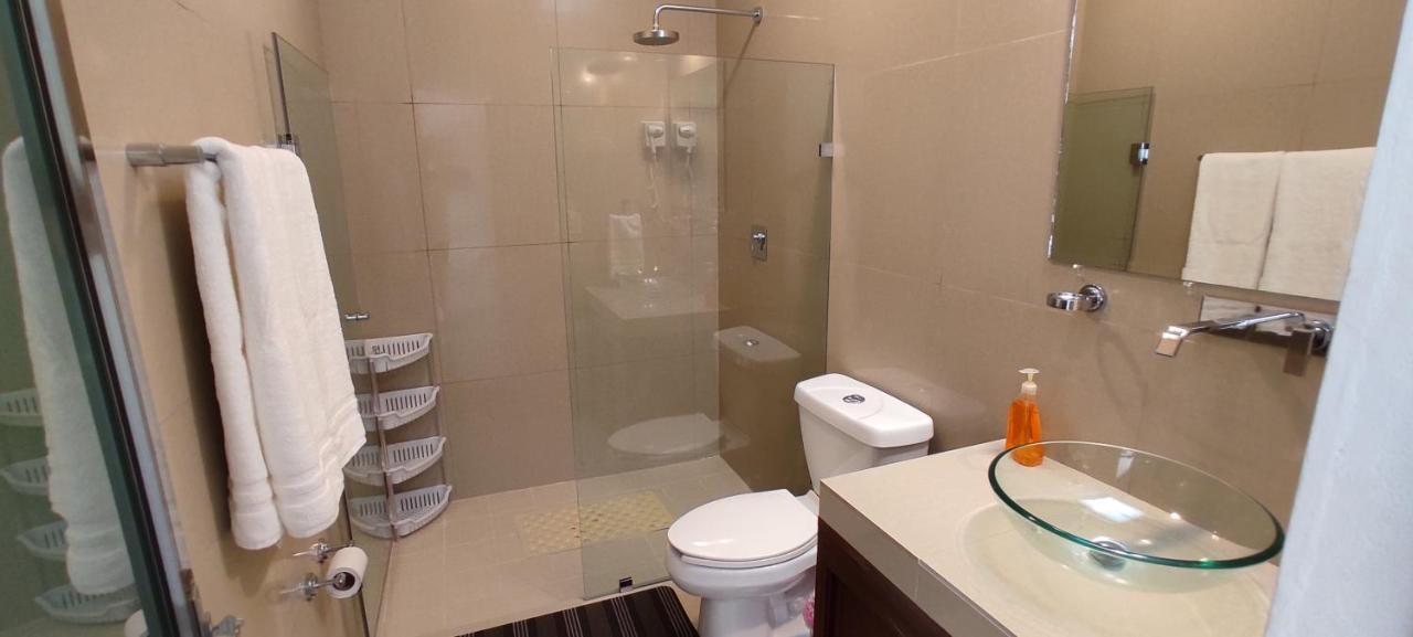 Casa Abril Cozzy Suites Cancún Esterno foto